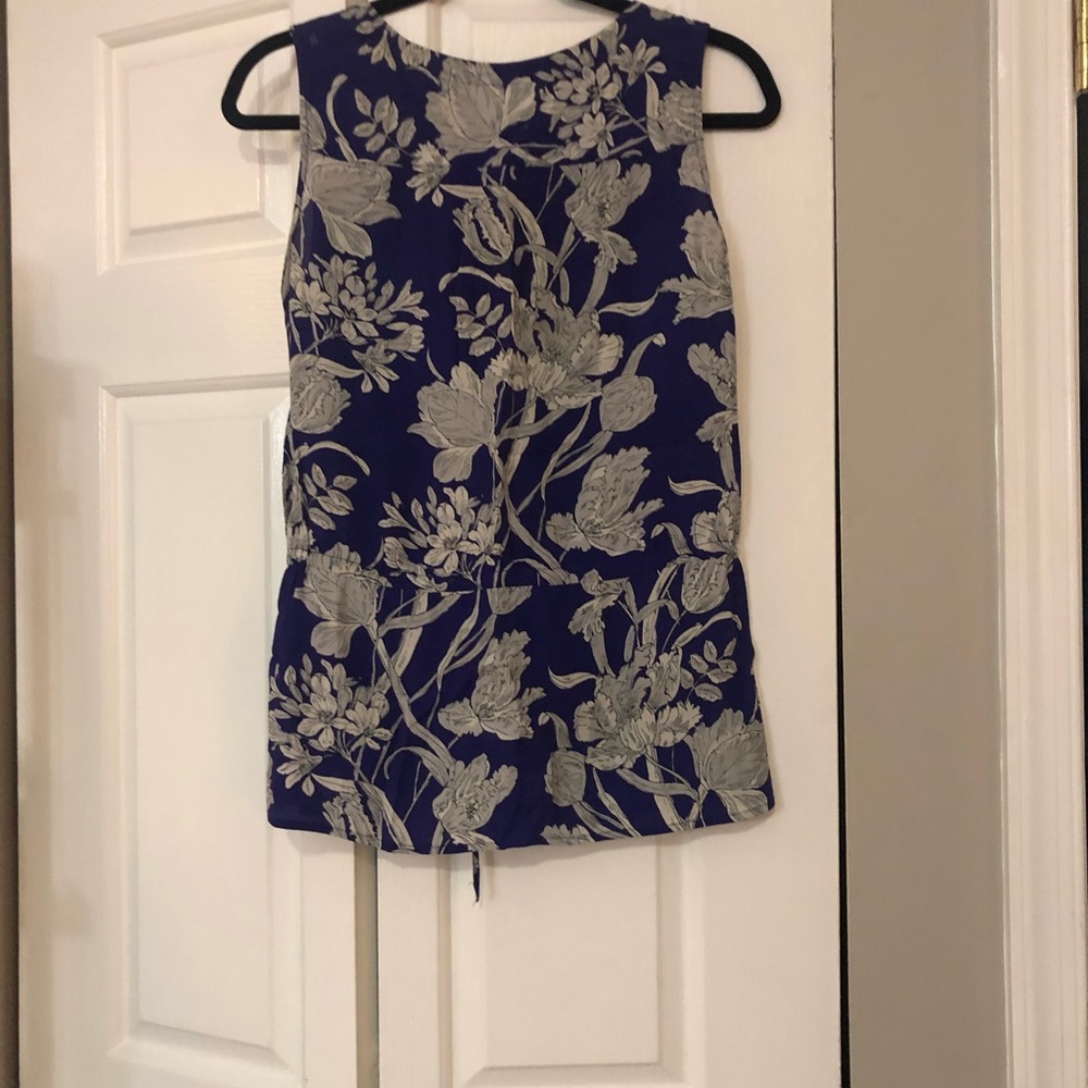 Banana Republic shirt size small